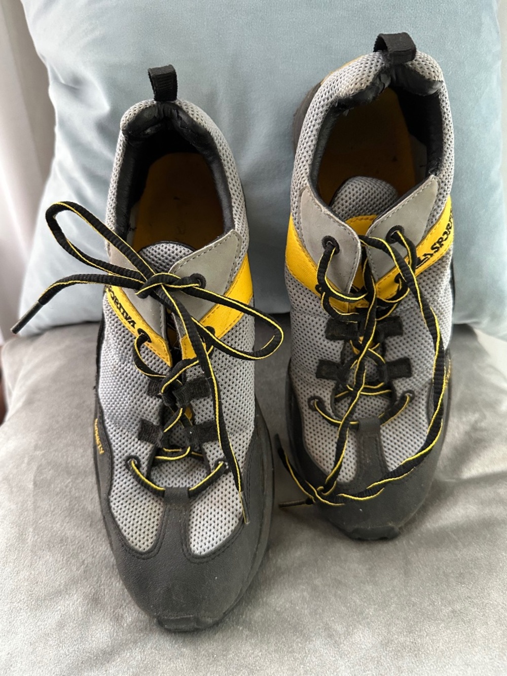 La Sportiva hiking/approach shoes, grey/blue, Women’s 8.5